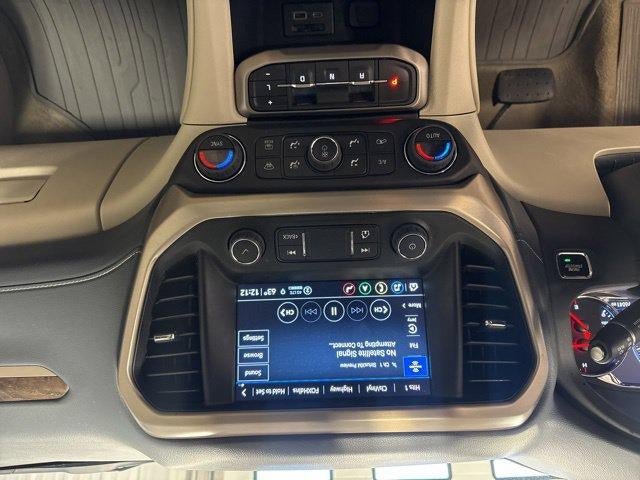 Used 2023 GMC Acadia Denali w/ Denali Ultimate Package AWD/4WD image 19