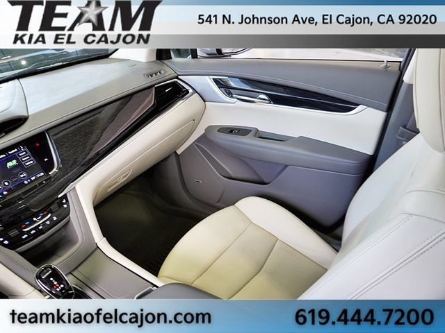 Used 2023 Cadillac XT6 Premium Luxury w/ Technology Package FWD image 23