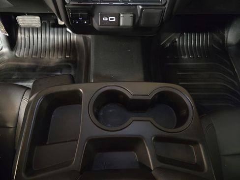 Used 2023 GMC Sierra 2500 Pro w/ Convenience Package image 19