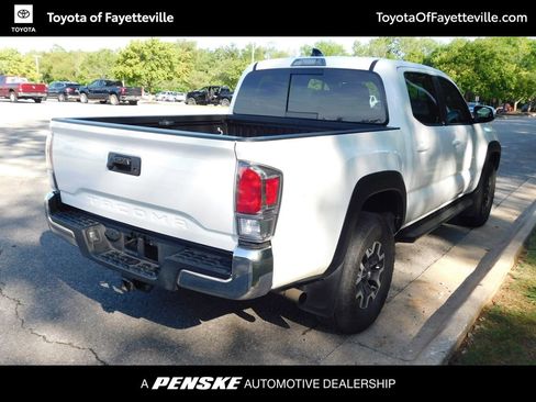Used 2023 Toyota Tacoma TRD Off-Road AWD/4WD image 4