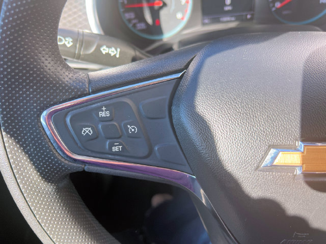 Used 2021 Chevrolet Malibu LT FWD image 16