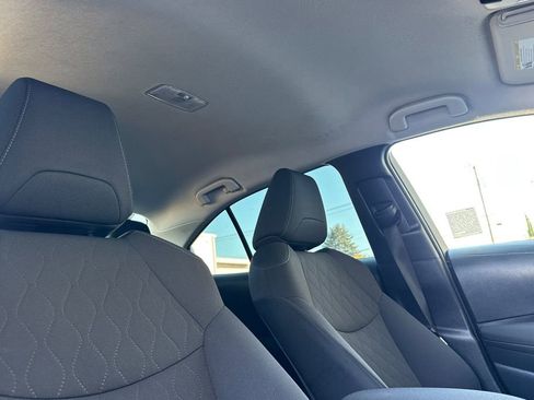 Used 2021 Toyota Corolla LE image 15
