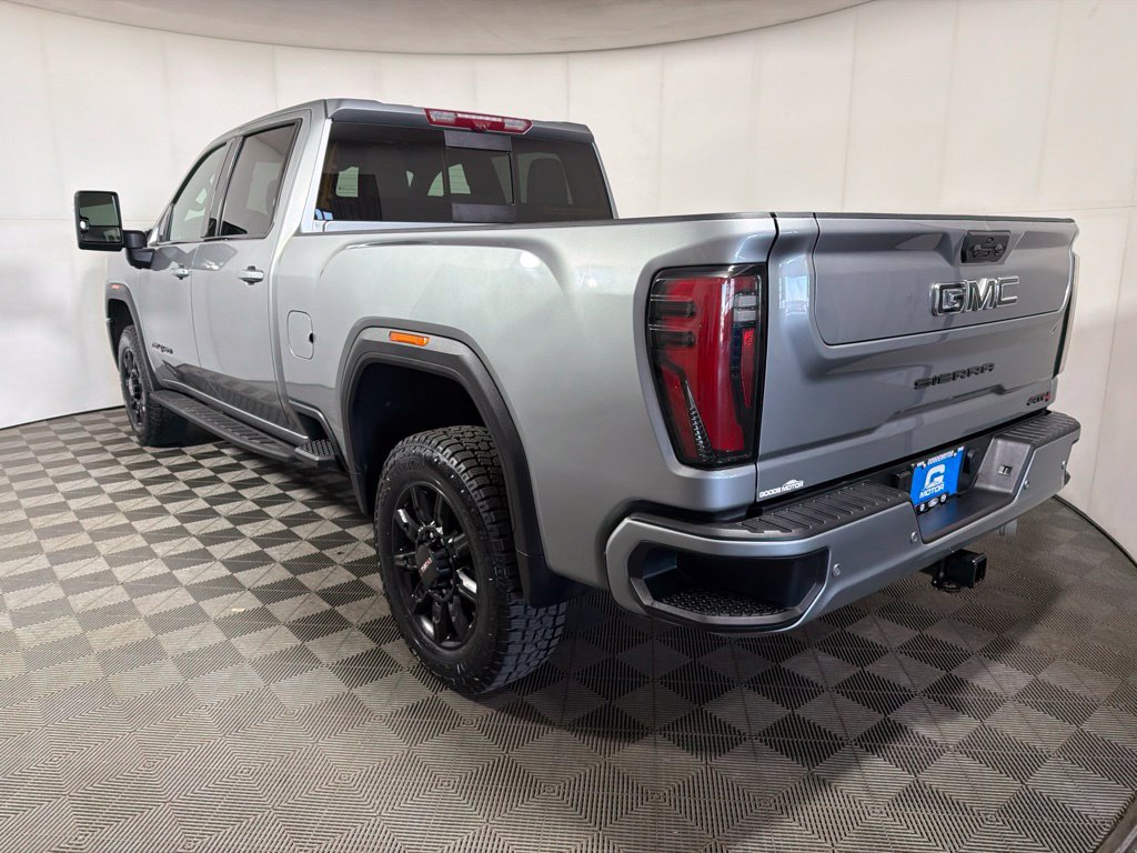 Used 2025 GMC Sierra 3500 AT4 w/ AT4 Premium Plus Package AWD/4WD image 6
