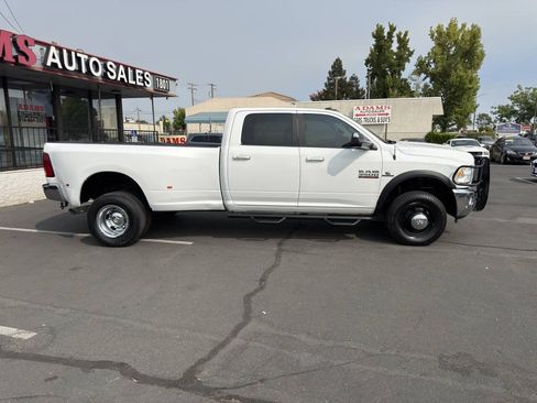Used 2017 RAM 3500 Lone Star AWD/4WD image 2
