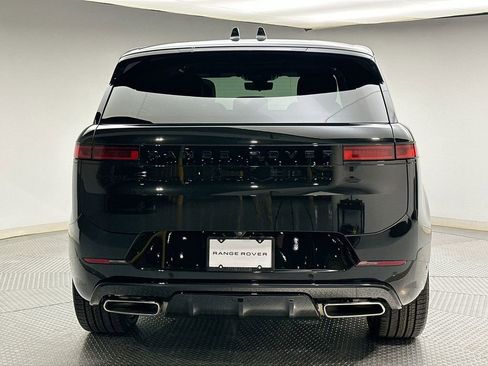 Used 2024 Land Rover Range Rover Sport Dynamic SE image 12