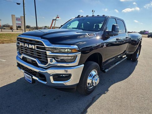 New 2026 RAM 3500 Tradesman image 12