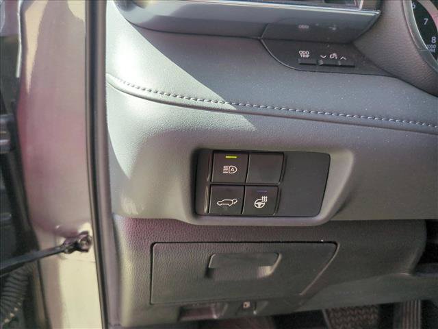 Used 2020 Toyota Highlander Limited AWD/4WD image 13