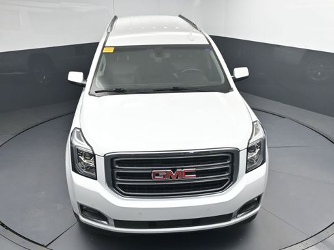 Used 2017 GMC Yukon XL SLE w/ SLE Value Package RWD image 32