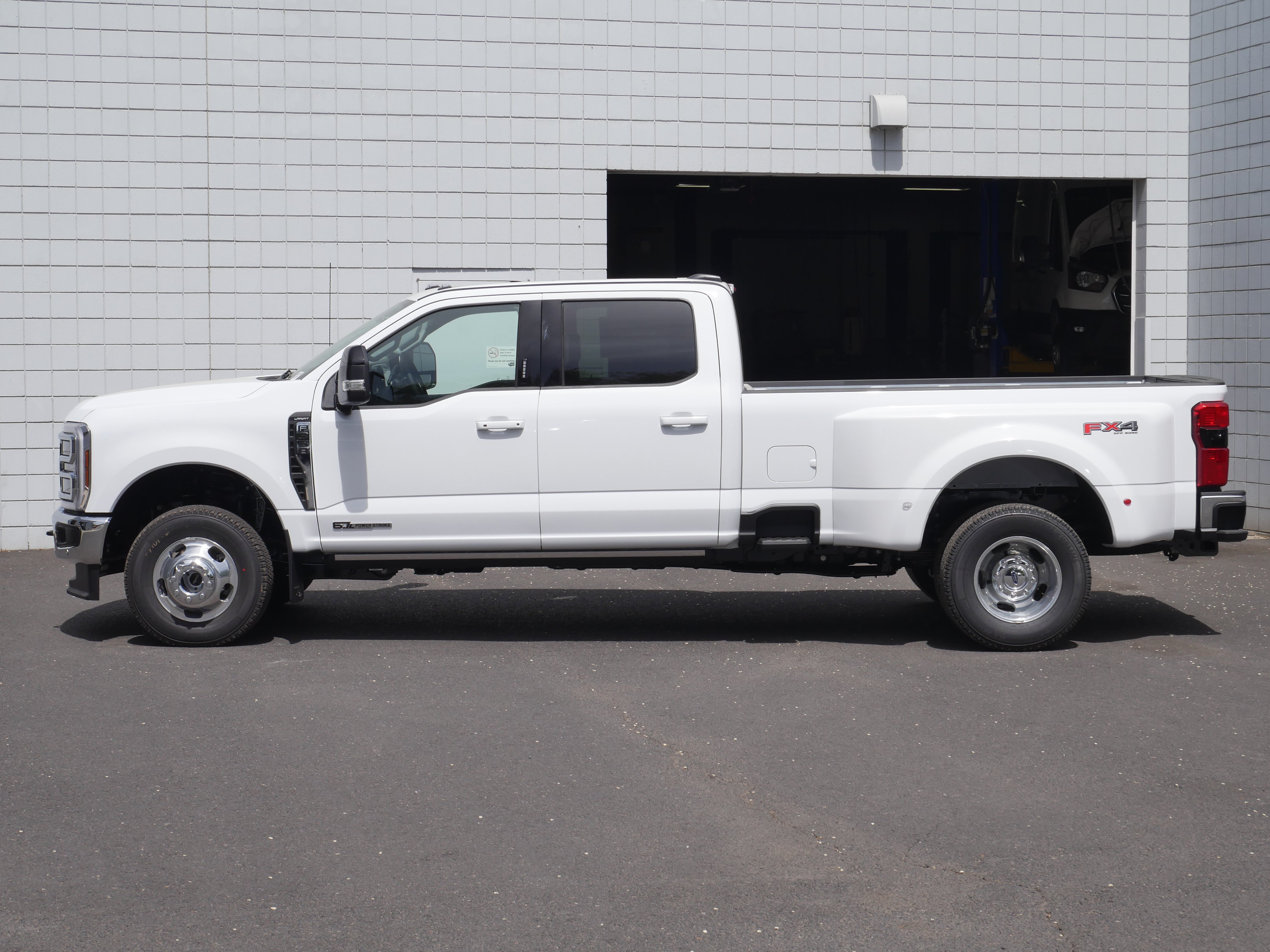 New 2026 Ford F350 Lariat w/ Lariat Ultimate Package AWD/4WD image 20