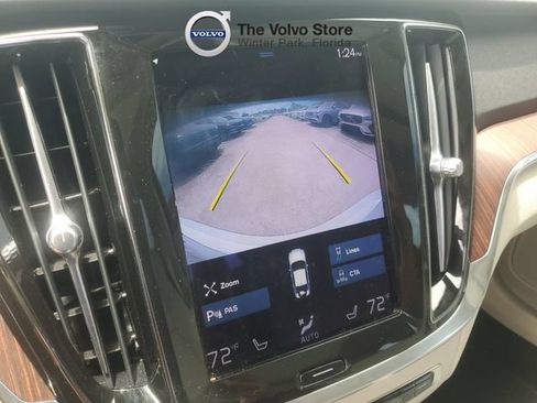 Used 2021 Volvo S60 T5 Momentum FWD image 23