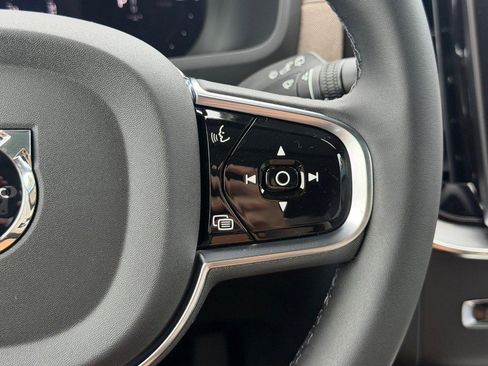 New 2026 Volvo XC90 T8 Plus w/ Protection Package AWD/4WD image 12
