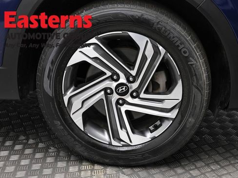 Used 2023 Hyundai Santa Fe SEL image 32