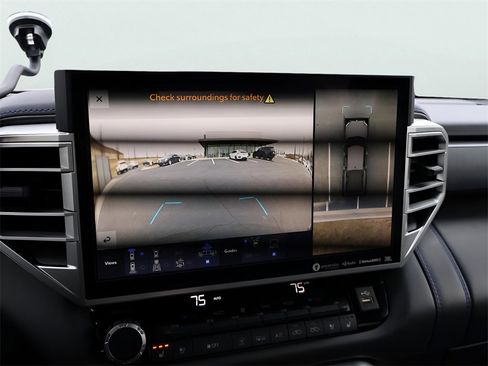 Used 2024 Toyota Tundra Platinum image 25