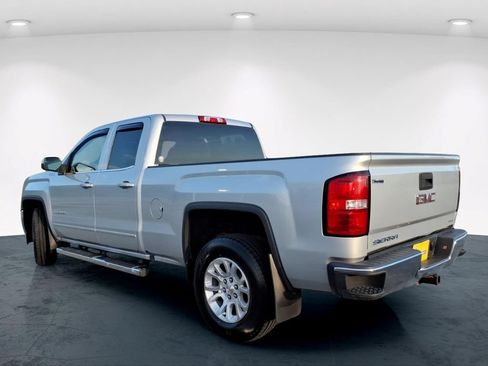 Used 2017 GMC Sierra 1500 SLE w/ SLE Value Package AWD/4WD image 8