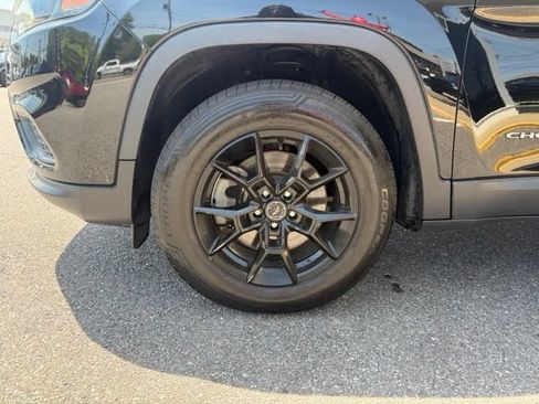Used 2021 Jeep Cherokee Latitude AWD/4WD image 42
