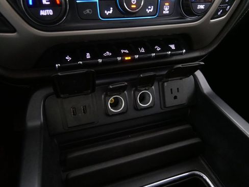 Used 2019 GMC Sierra 2500 Denali w/ Duramax Plus Package image 26