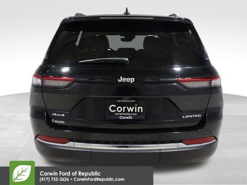 Used 2024 Jeep Grand Cherokee Limited AWD/4WD image 3