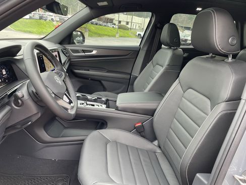 New 2026 Volkswagen Atlas Cross Sport SEL AWD/4WD image 15