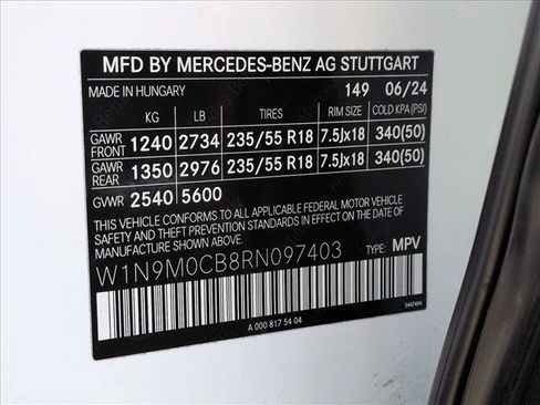 Used 2024 Mercedes-Benz EQB 250+ image 26