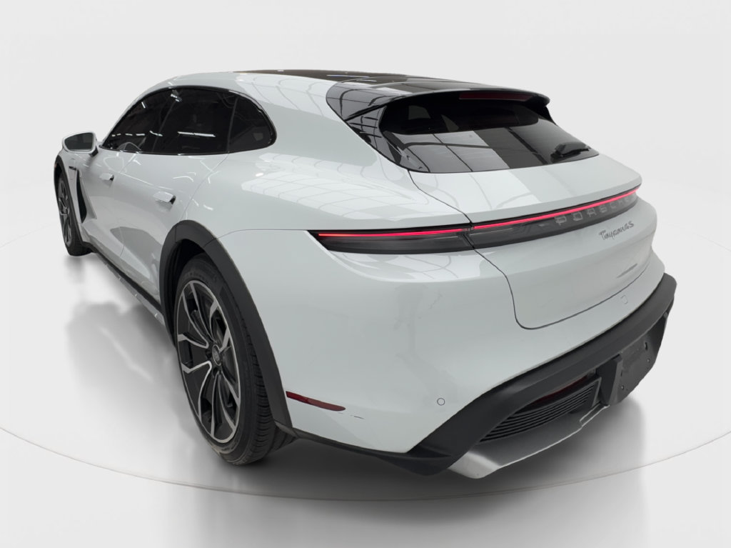 Used 2024 Porsche Taycan 4S AWD/4WD image 11