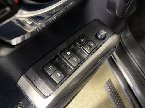 Certified 2020 Toyota Tacoma Limited image 16