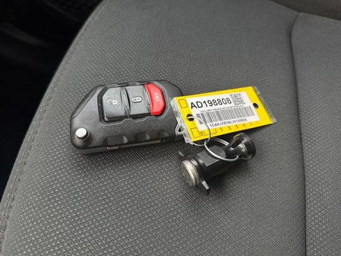 Used 2020 Jeep Wrangler Unlimited Sahara image 17