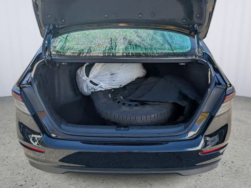 Certified 2024 Honda Accord EX image 10