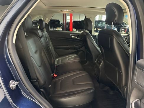 Used 2017 Ford Edge Titanium w/ Technology Package AWD/4WD image 37