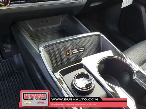 New 2026 Chevrolet Equinox RS w/ Convenience Package III image 31