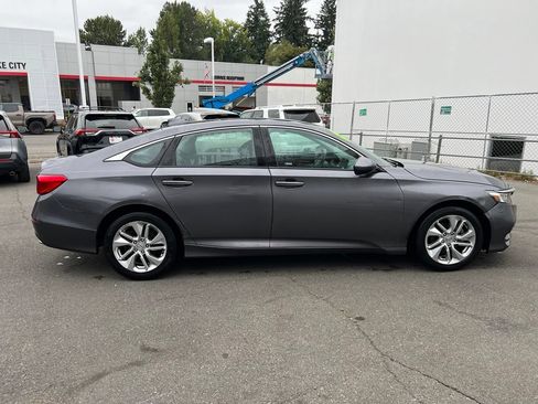 Used 2019 Honda Accord LX image 3