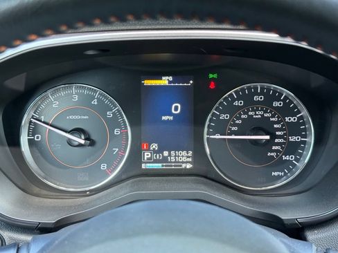 Used 2021 Subaru Crosstrek 2.5i Limited w/ Moonroof Package 2 AWD/4WD image 2