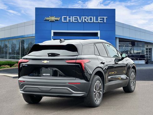 Used 2026 Chevrolet Blazer EV LT FWD image 4
