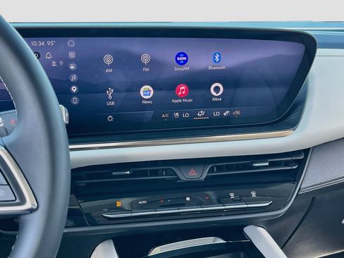 Used 2025 Buick Envision Avenir AWD/4WD image 15