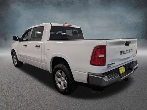 Used 2025 RAM 1500 Big Horn AWD/4WD image 6