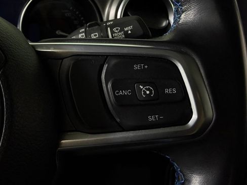 Used 2022 Jeep Wrangler Unlimited Rubicon 4xe AWD/4WD image 19