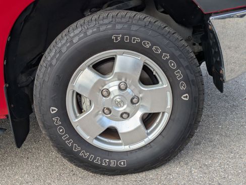 Used 2012 Toyota Tundra 4x4 Double Cab image 11