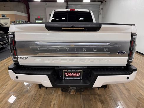 Used 2017 Ford F350 Platinum image 6