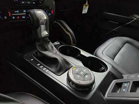 New 2026 Ford Bronco Badlands image 13