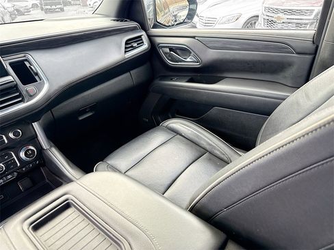 Used 2021 GMC Yukon XL SLT image 26