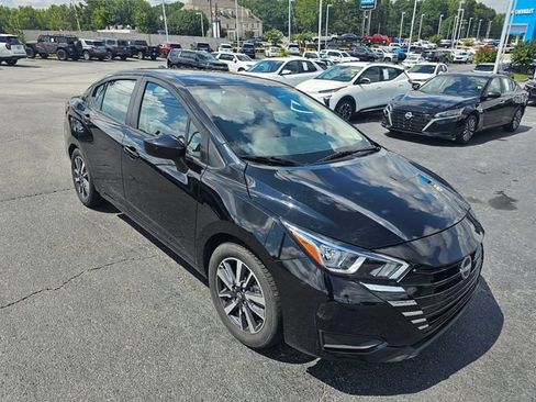 Used 2023 Nissan Versa SV FWD image 1