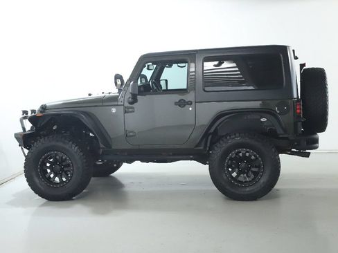Used 2015 Jeep Wrangler Sport w/ Quick Order Package 24S AWD/4WD image 28
