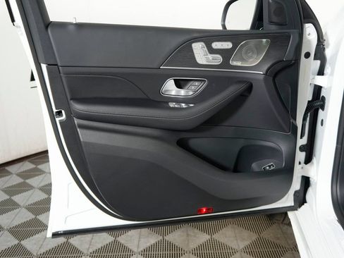 Certified 2026 Mercedes-Benz GLE 450 4MATIC image 11