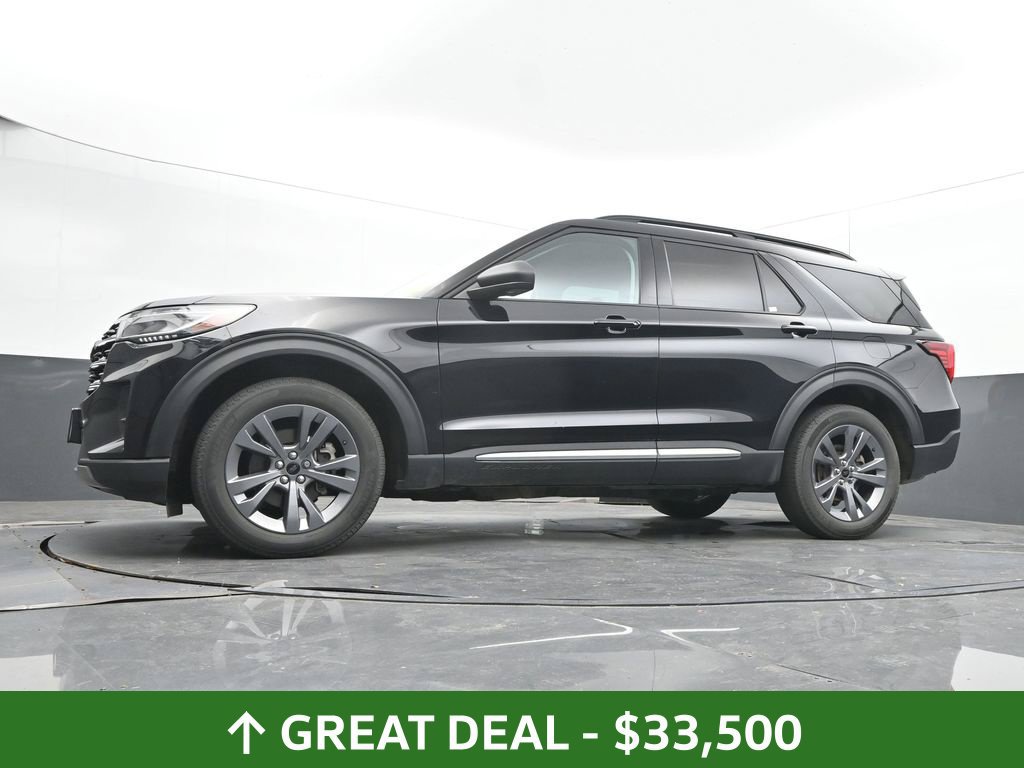 Used 2025 Ford Explorer Active w/ Active Comfort Package AWD/4WD image 48