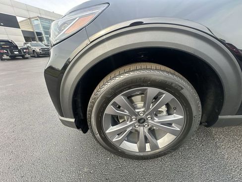 New 2026 Ford Explorer Active w/ Active Comfort Package AWD/4WD image 16