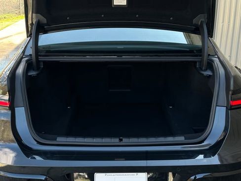 Used 2023 BMW 740i w/ Parking Assistance Package image 52