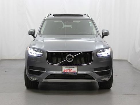 Used 2019 Volvo XC90 T6 Momentum w/ Advanced Package AWD/4WD image 3