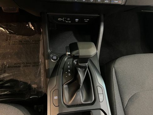 Used 2025 Kia K4 FWD image 40