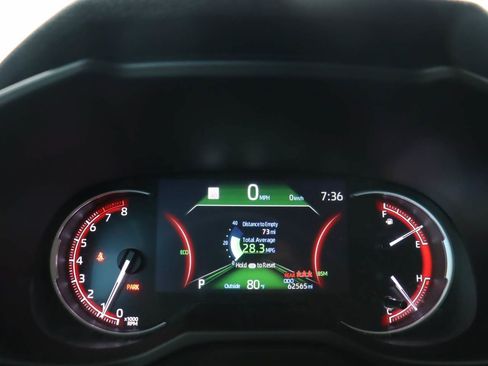 Used 2023 Toyota RAV4 XLE AWD/4WD image 10