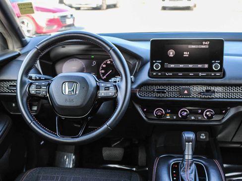 Certified 2025 Honda HR-V Sport image 13
