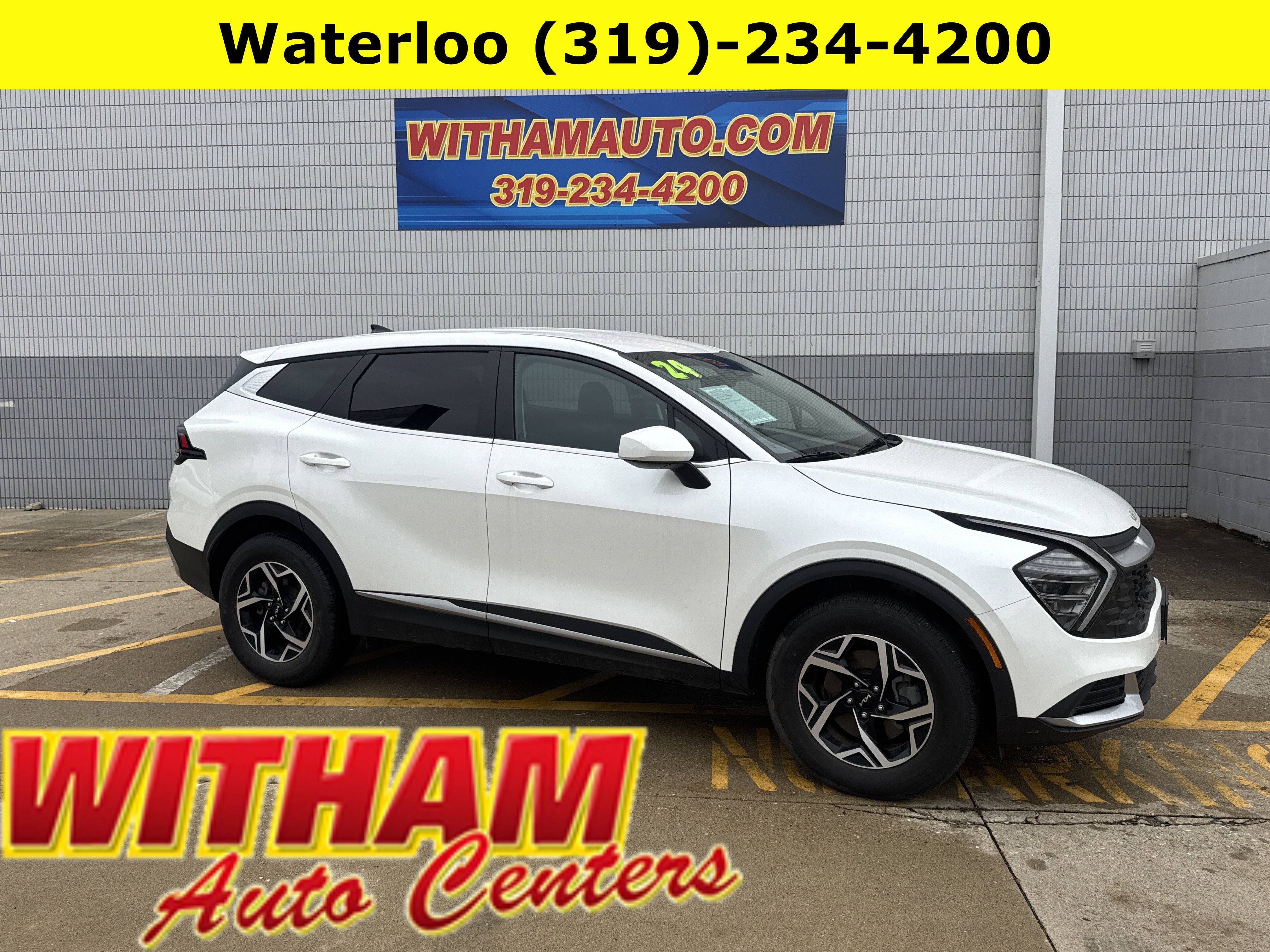 Used 2024 Kia Sportage LX AWD/4WD image 1